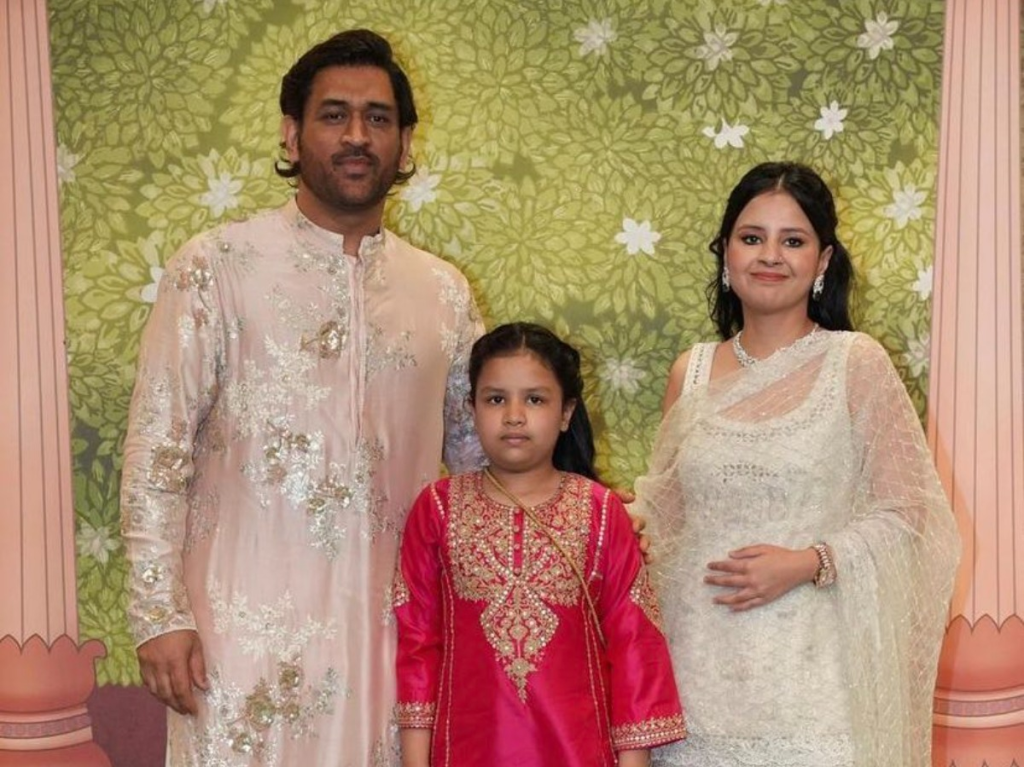 ms dhoni family